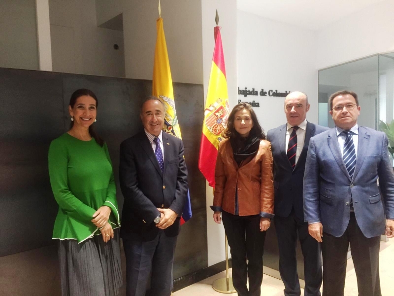 Reunión en la Embajada de Colombia