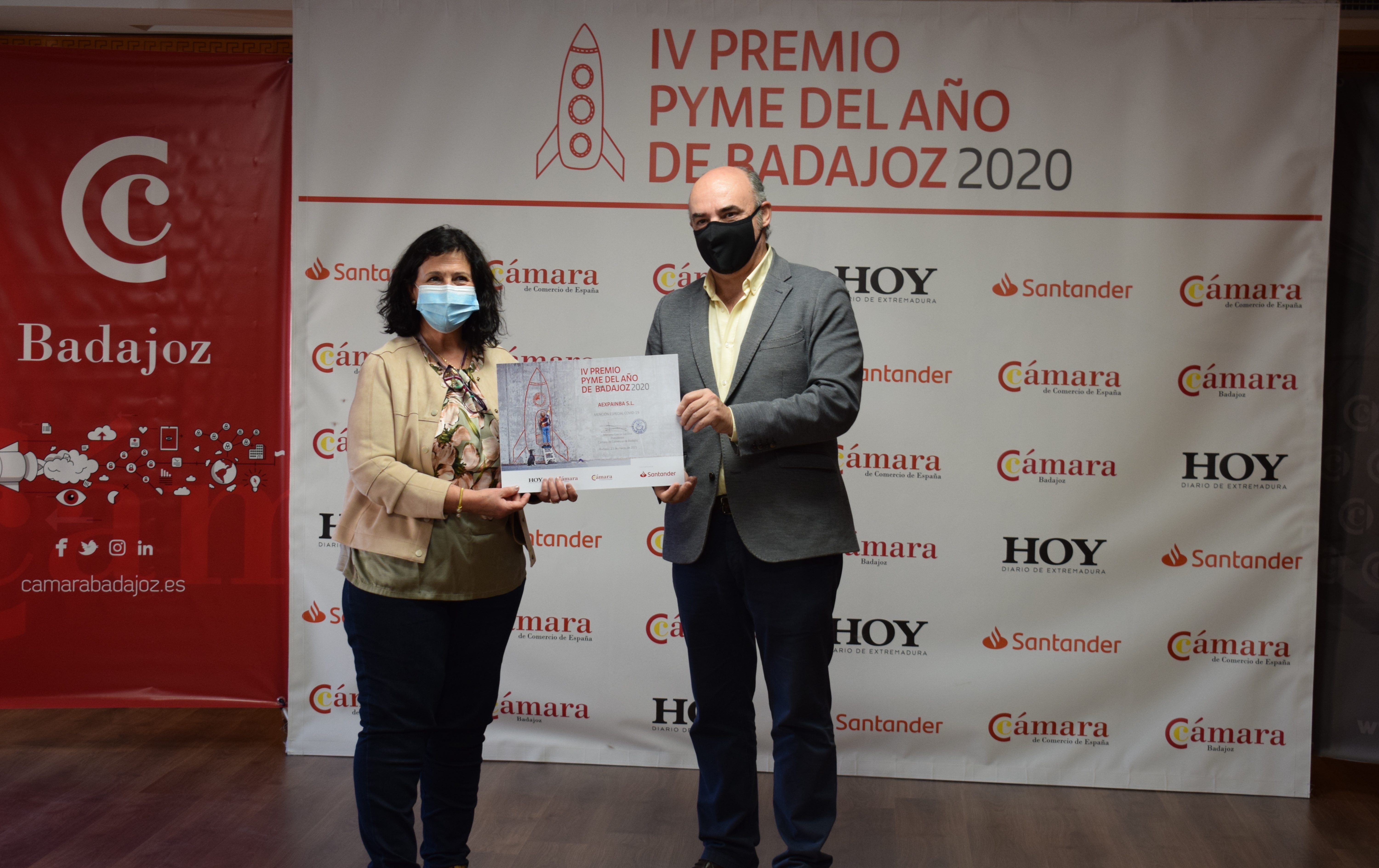 IAAS365 SL recoge el premio Pyme del año 2020 de Badajoz