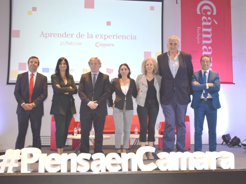 Romay, la Cámara de Comercio de Badajoz y 65YMÁS, unidos  en la campaña ‘Aprender de la Experiencia’