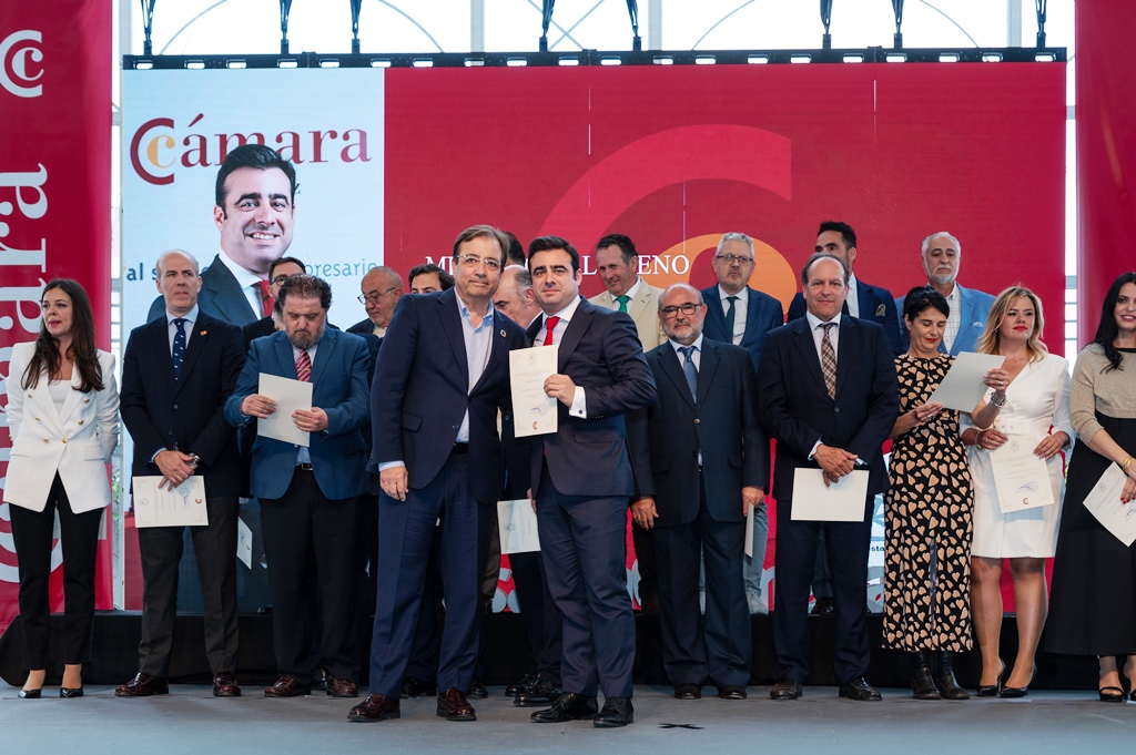 Se celebra el acto de presentación del nuevo Pleno de la Cámara de Comercio de Badajoz
