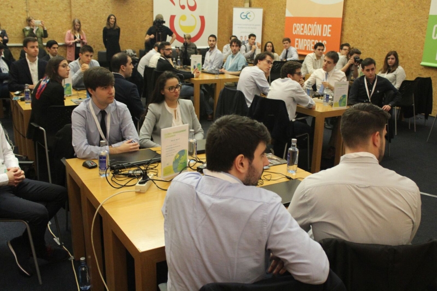 600 equipos de toda España buscarán una plaza en la final mundial del mayor concurso de estrategia y gestión empresarial basada en la simulación