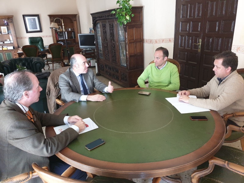 Reunión con el Ayuntamiento de Almendralejo