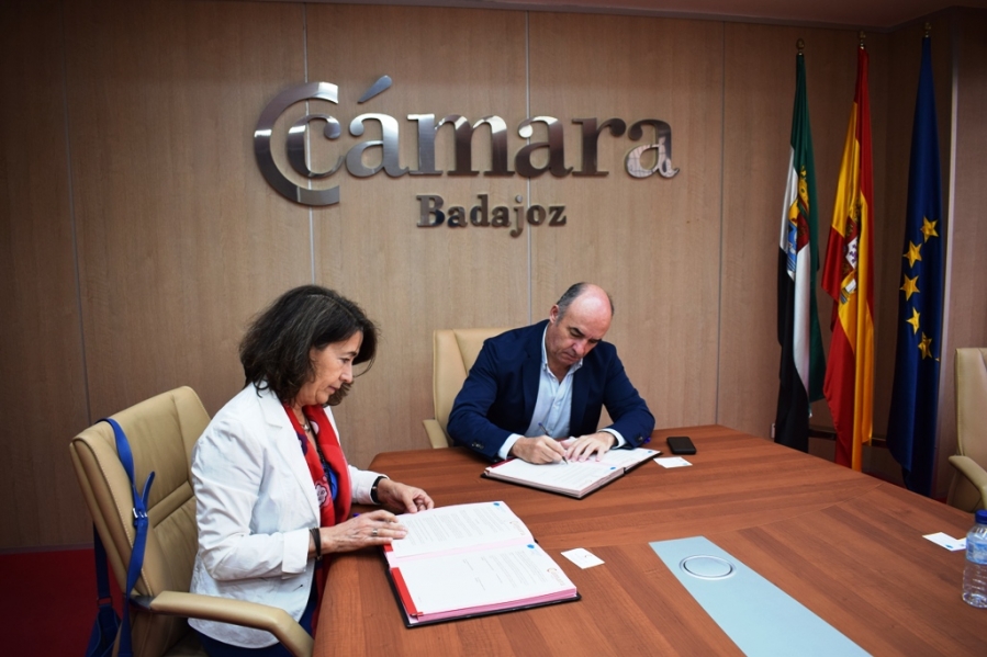 La Asociación Centro de Dirección de RRHH y la Cámara de Comercio de Badajoz suscriben un acuerdo de colaboración 