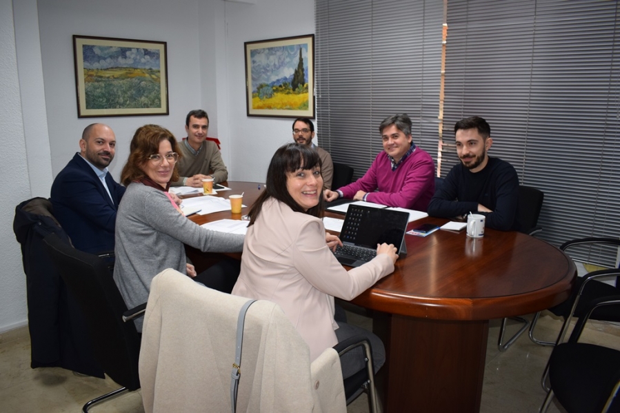 El consorcio RED FAROTIC aborda sus siguientes pasos en una reunión técnica