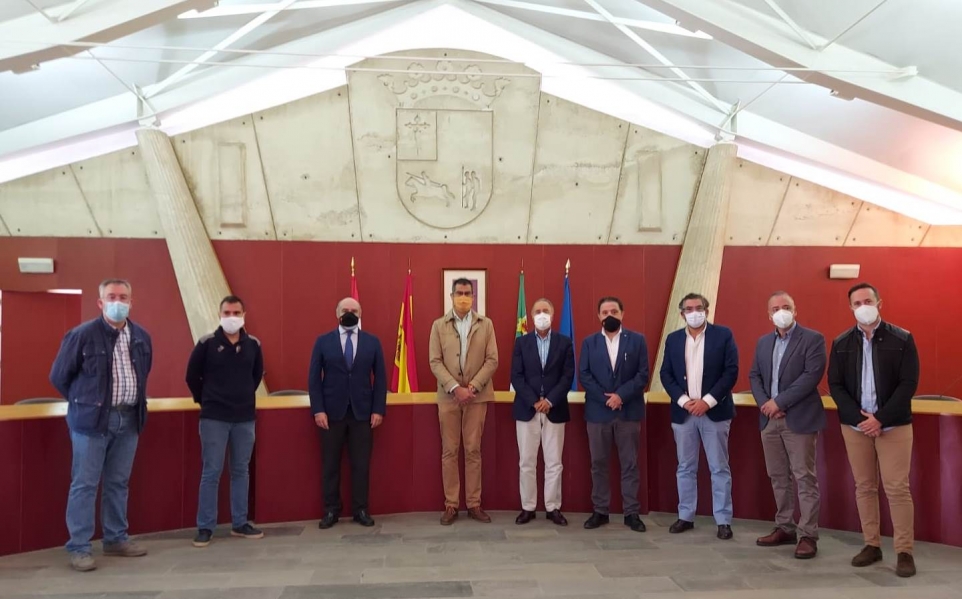 Cámara y Ayuntamiento de Villafranca firman un convenio para la apertura de una delegación en la localidad