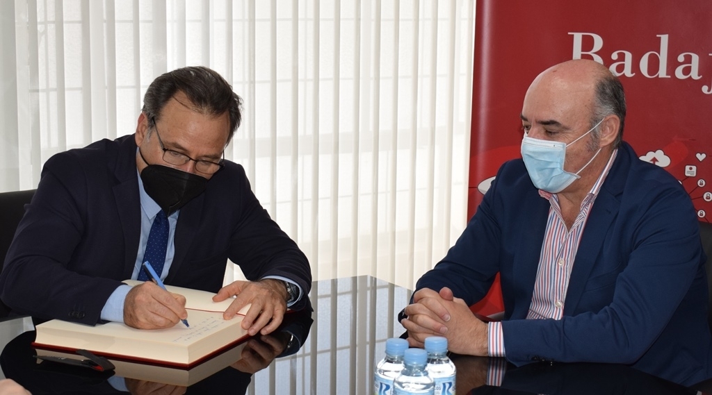 Visita institucional del Embajador de la República de Cuba en España