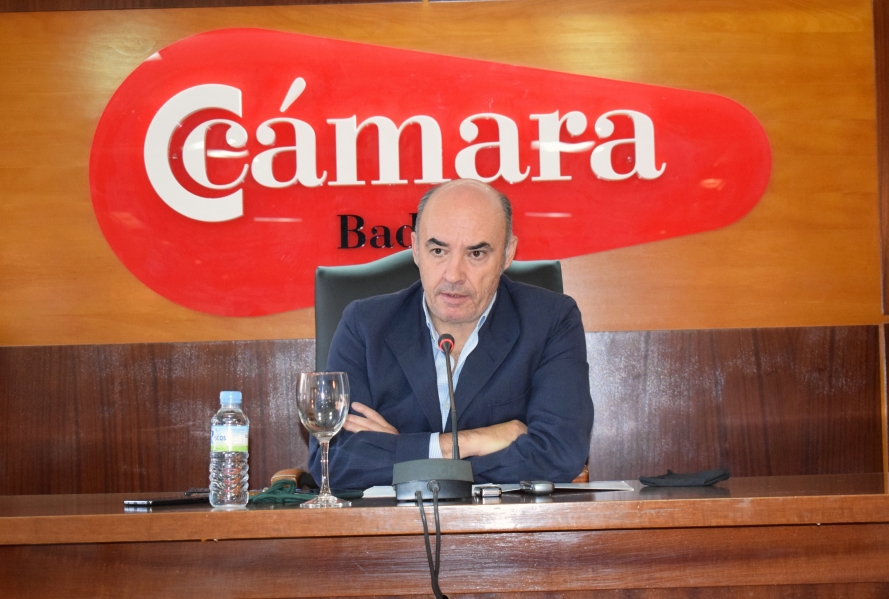 El presidente de la Cámara de Badajoz identifica un importante riesgo reputacional derivado de falta de transparencia de la Creex y de las organizaciones que la integran