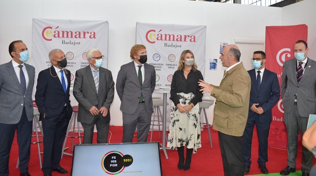 Interesantes expositores y actividades en el stand de FEHISPOR de la Cámara