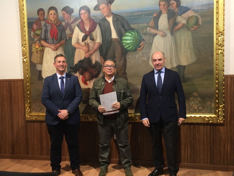 Firma de un nuevo convenio entre la Cámara de Badajoz y el Ayuntamiento de Almendralejo 
