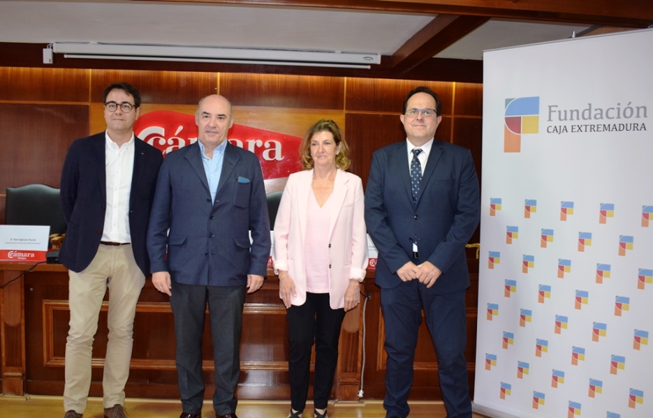  Fundación Caja Extremadura, las Cámaras de Comercio de Cáceres y Badajoz, y Fundecyt presentan la III Edición del Programa “SAMARA EMPRENDE”