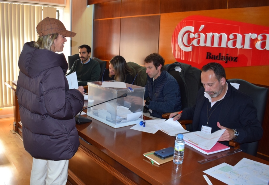 4.492 votos en las elecciones a la Cámara de Comercio de Badajoz