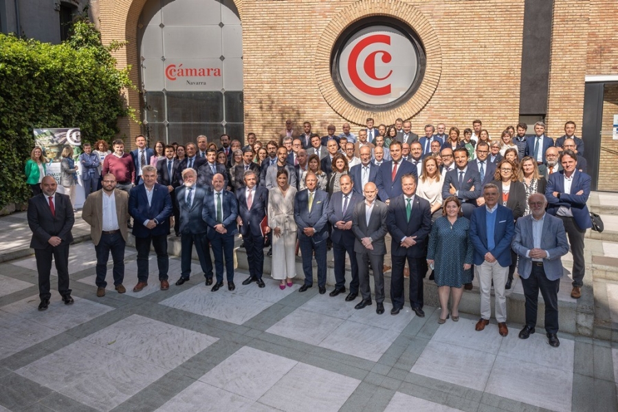 La Cámara de Comercio de Badajoz promueve las comunidades energéticas locales en Pamplona junto a 50 Cámaras de Comercio