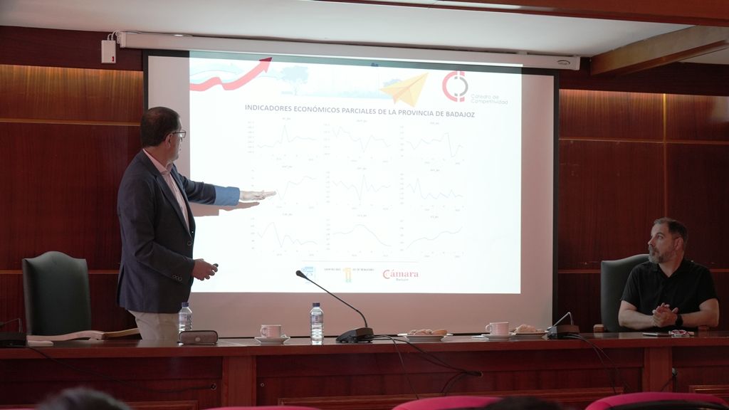 La actividad económica en Extremadura mantiene la estabilidad en el primer semestre de 2025 con signos de ralentización