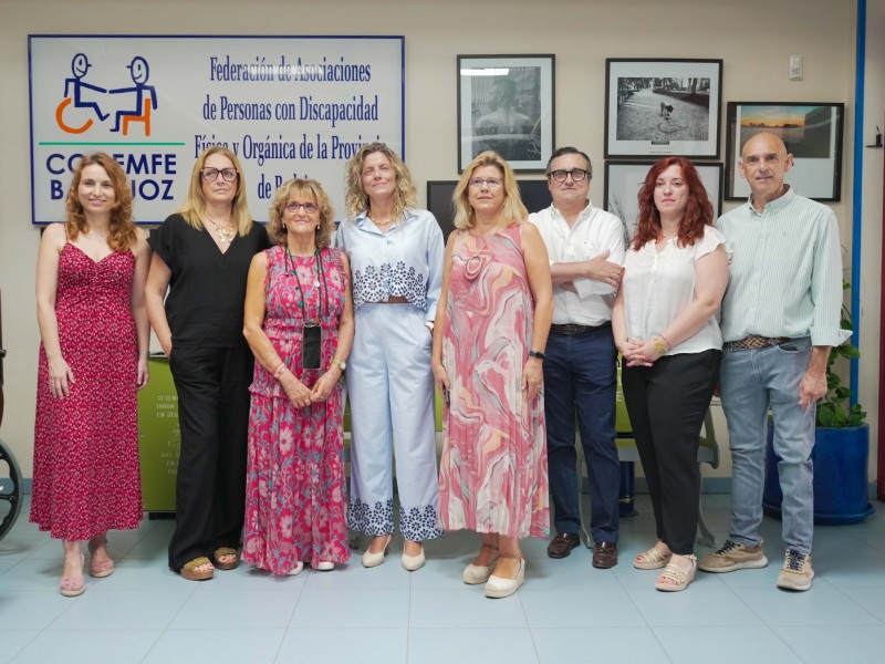 La Cámara de Comercio de Badajoz y COCEMFE presentan el programa Acredita tu Experiencia