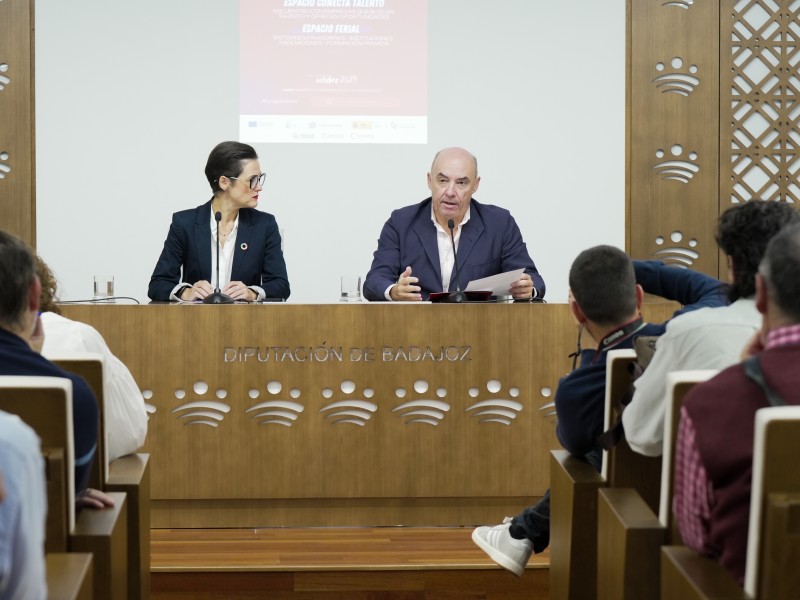 La Diputación de Badajoz y la Cámara de Comercio impulsan las Ferias Talento Joven para fomentar el empleo juvenil