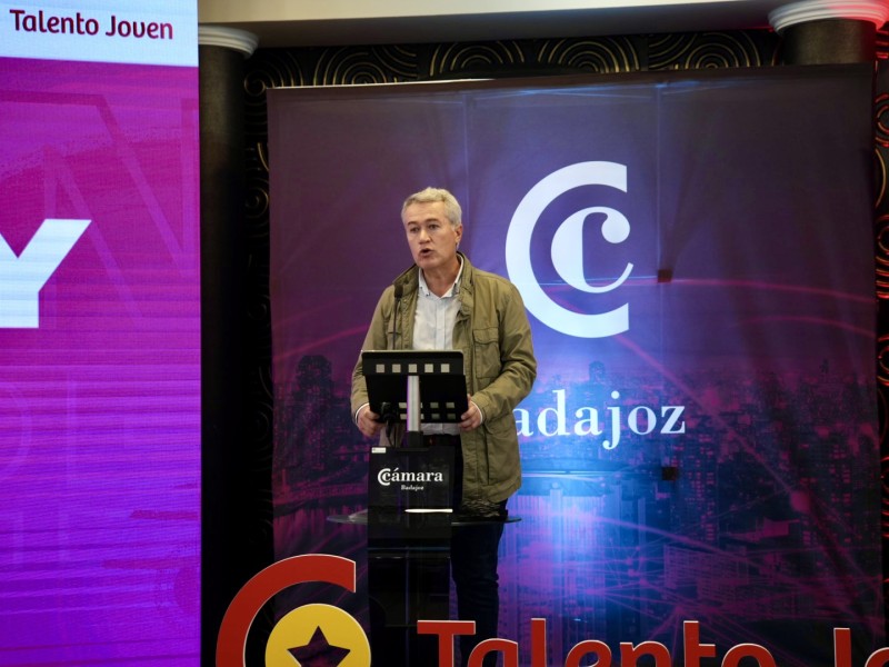 Más de 1.500 jóvenes recorren los pasillos de la feria de empleo “Talent Day Experience” de la Diputación de Badajoz y la Cámara de Comercio de Badajoz