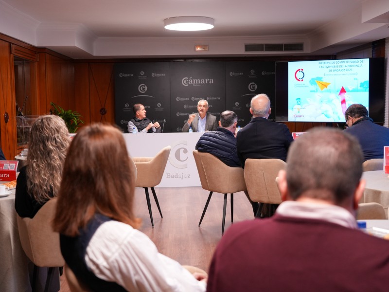 La Cámara presenta el Informe de Competitividad 2024 y el nuevo Barómetro Económico de su Cátedra de Competitividad