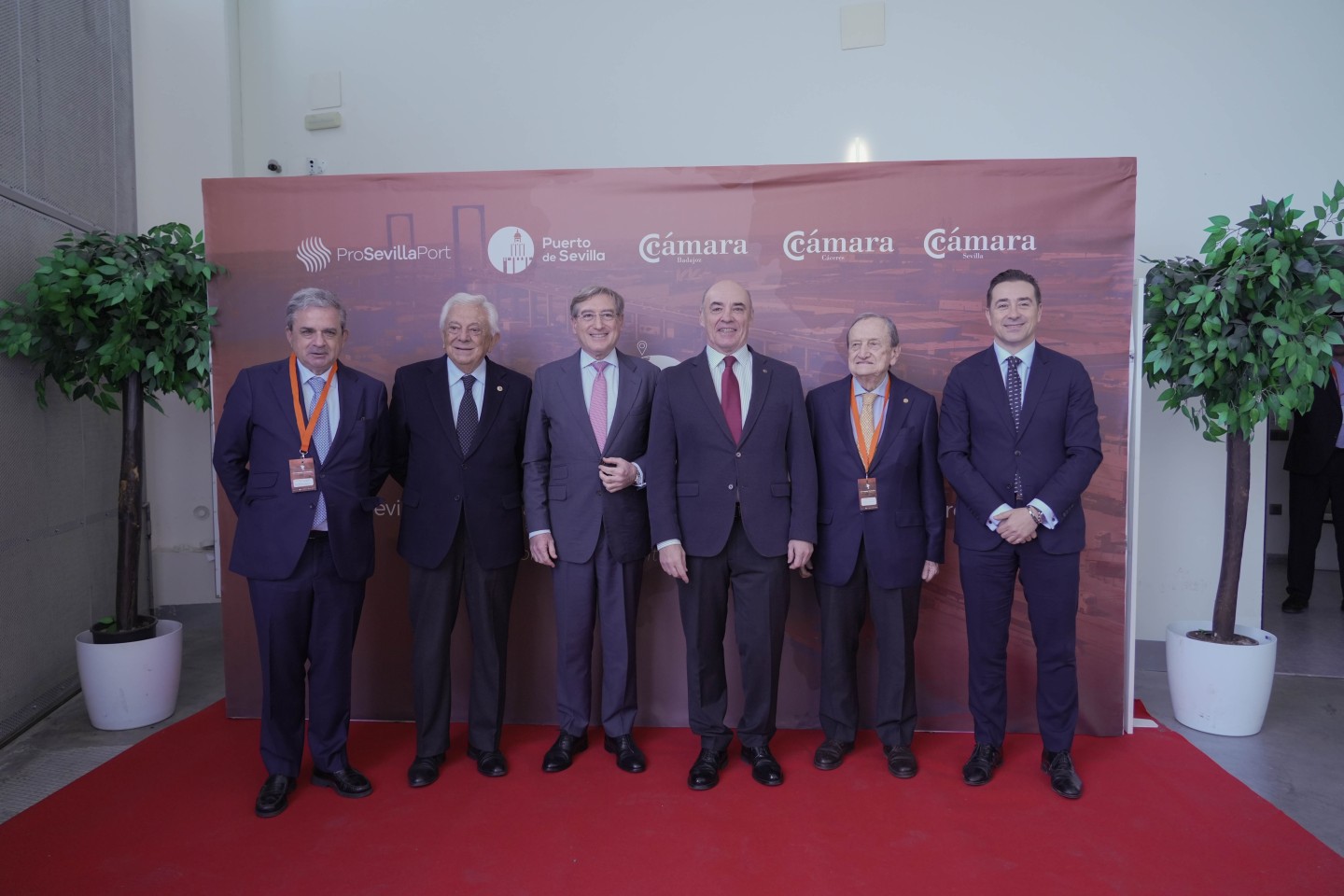 “Conectando Territorios” une al Puerto de Sevilla y Extremadura en una alianza empresarial hacia el futuro