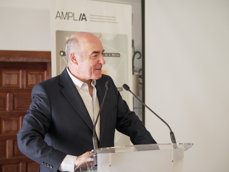 Doce empresas extremeñas completan con éxito el Programa AMPLIA