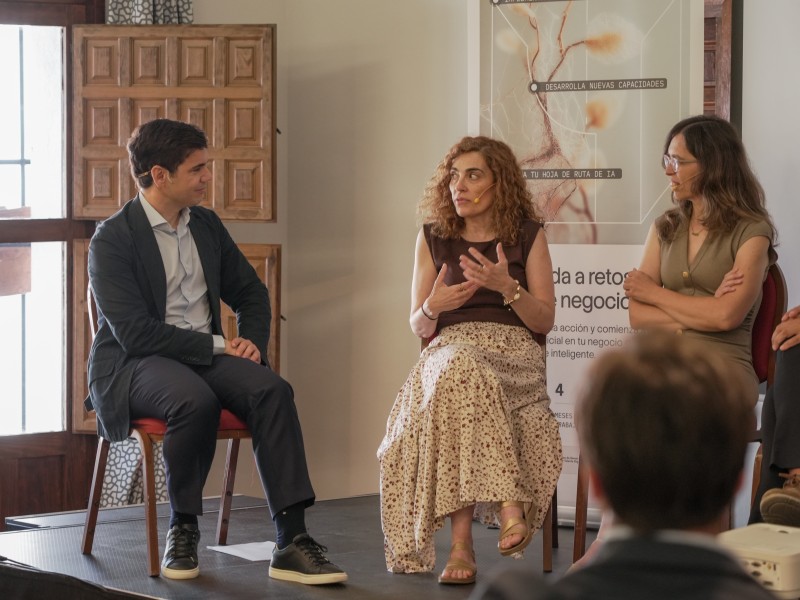 Doce empresas extremeñas completan con éxito el Programa AMPLIA