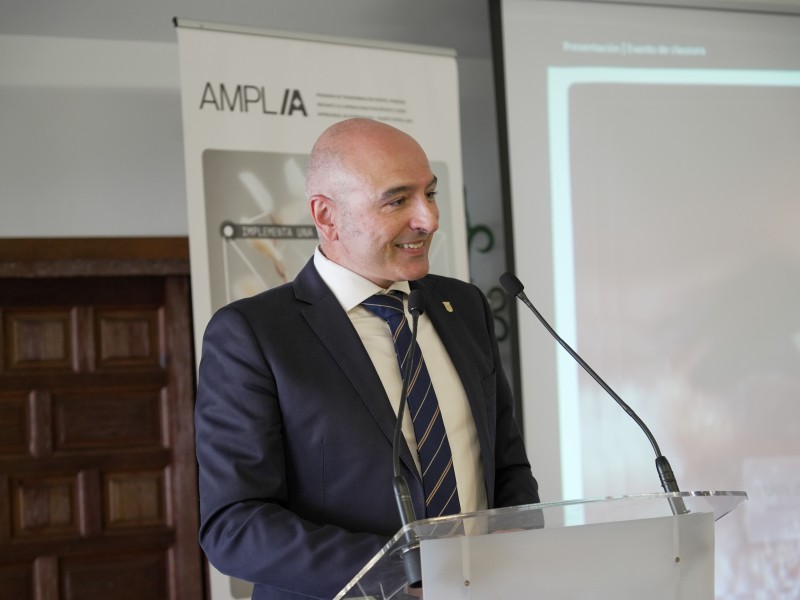 Doce empresas extremeñas completan con éxito el Programa AMPLIA