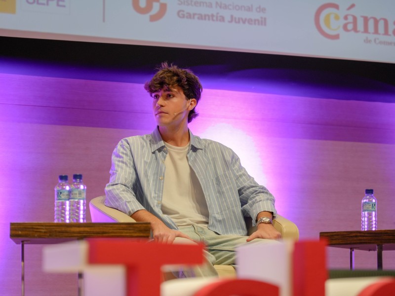 La Feria del Talento Joven de la Cámara de Comercio de Badajoz reúne a más de 1.500 asistentes y conecta talento con oportunidades de empleo