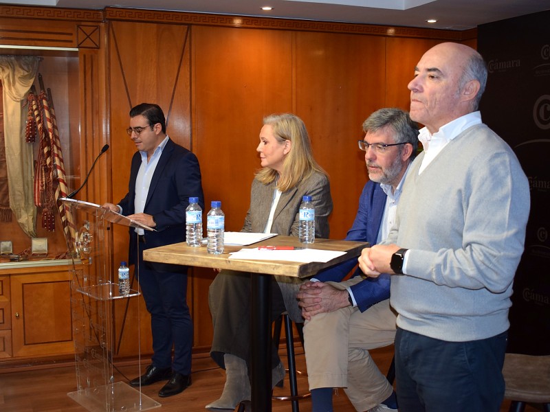 CIEM y Cámara de Badajoz reúnen al empresariado en un encuentro con Alberto Nadal