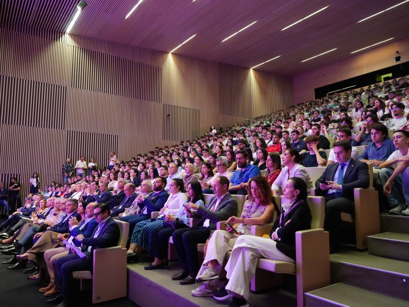 La Feria del Talento Joven de la Cámara de Comercio de Badajoz reúne a más de 1.500 asistentes y conecta talento con oportunidades de empleo