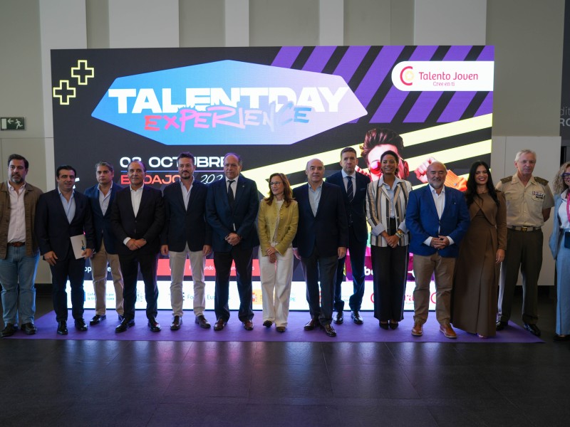La Feria del Talento Joven de la Cámara de Comercio de Badajoz reúne a más de 1.500 asistentes y conecta talento con oportunidades de empleo