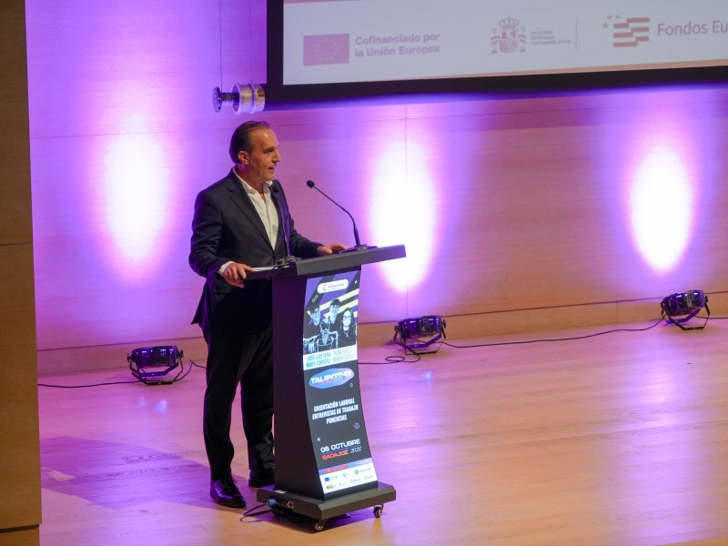 La Feria del Talento Joven de la Cámara de Comercio de Badajoz reúne a más de 1.500 asistentes y conecta talento con oportunidades de empleo